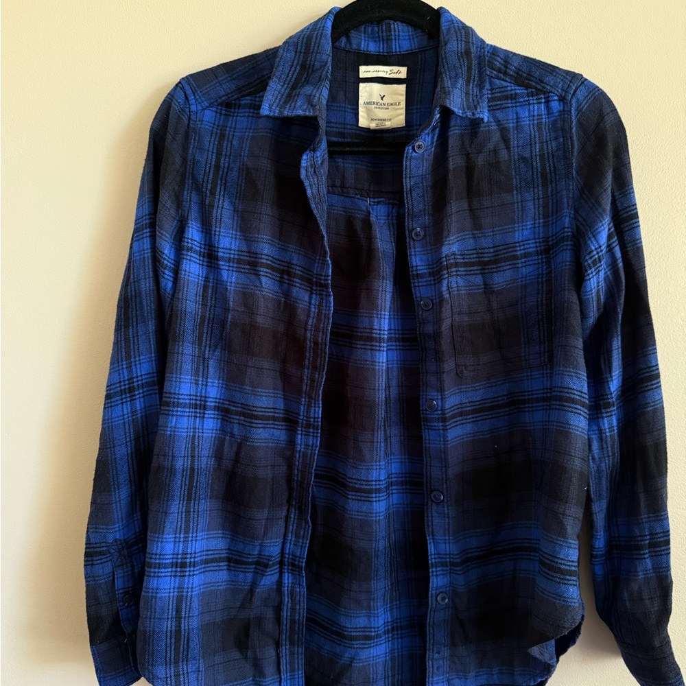 American Eagle Outfitters Black and Blue Plaid Shirt